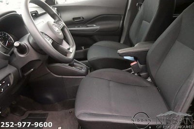 2023 Nissan Kicks S FWD