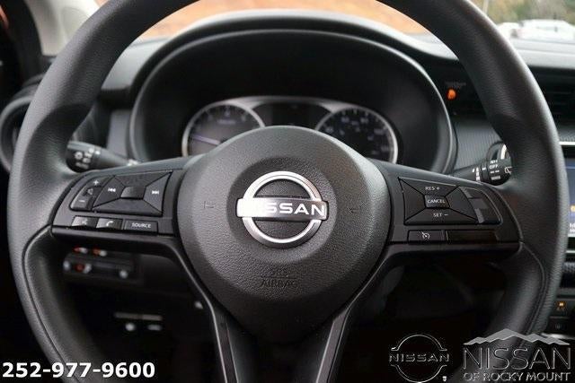 2023 Nissan Kicks S FWD