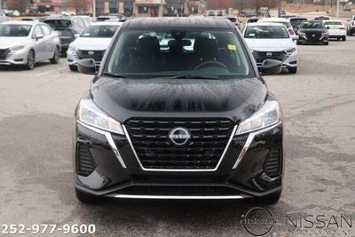 2023 Nissan Kicks S FWD