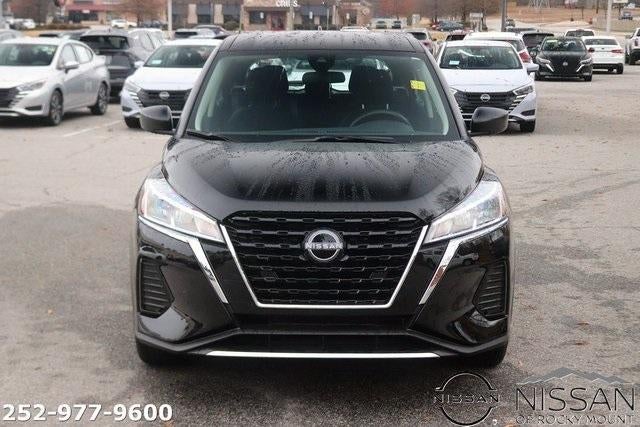 2023 Nissan Kicks S FWD