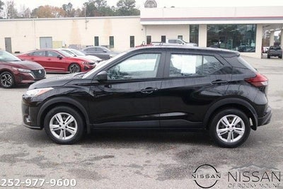 2023 Nissan Kicks S FWD