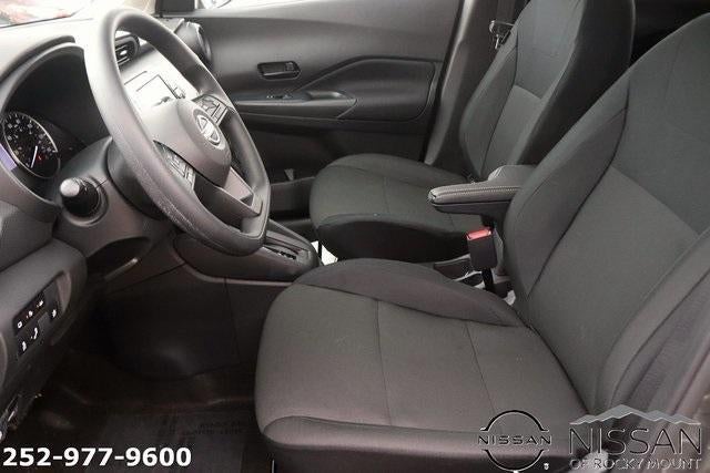 2025 Nissan Kicks Play S FWD