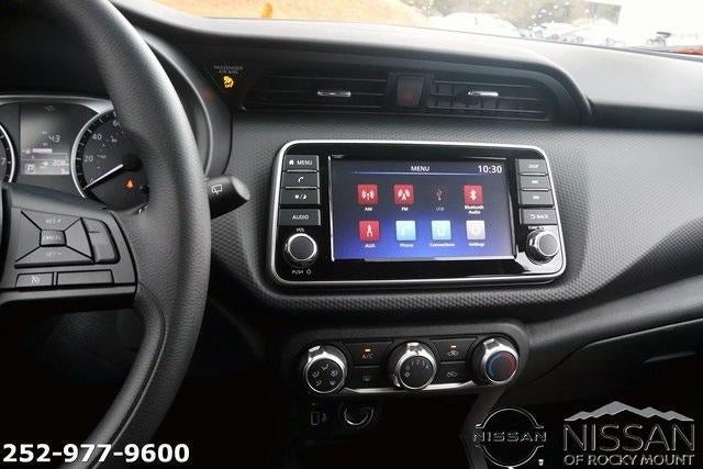 2025 Nissan Kicks Play S FWD