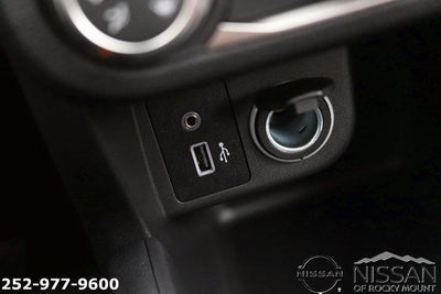 2025 Nissan Kicks Play S FWD