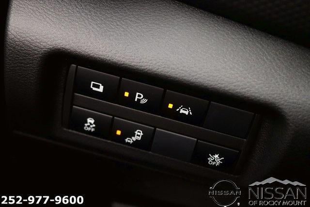 2025 Nissan Kicks Play S FWD