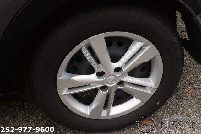 2025 Nissan Kicks Play S FWD