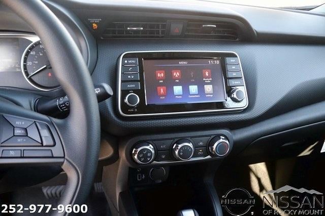 2025 Nissan Kicks Play S FWD