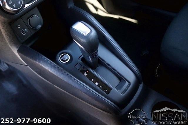 2025 Nissan Kicks Play S FWD