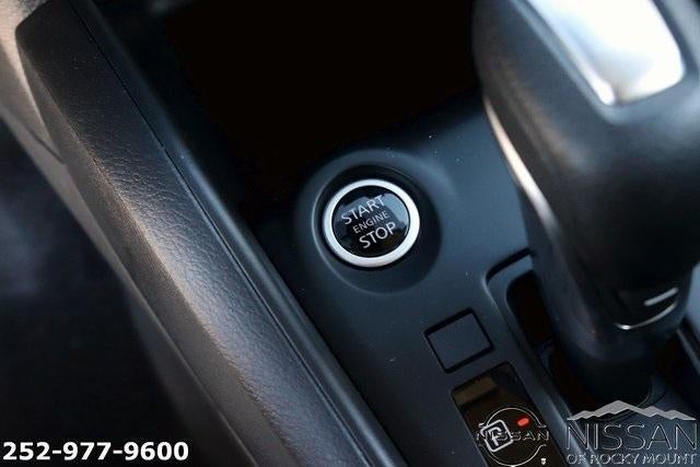 2025 Nissan Kicks Play S FWD