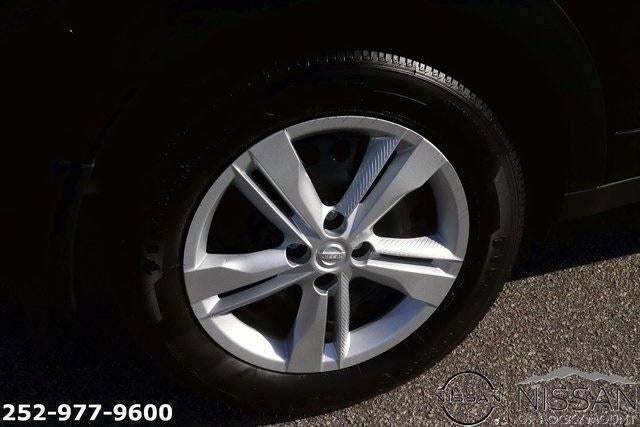 2025 Nissan Kicks Play S FWD