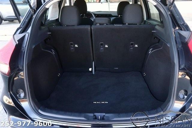 2021 Nissan Kicks SV FWD