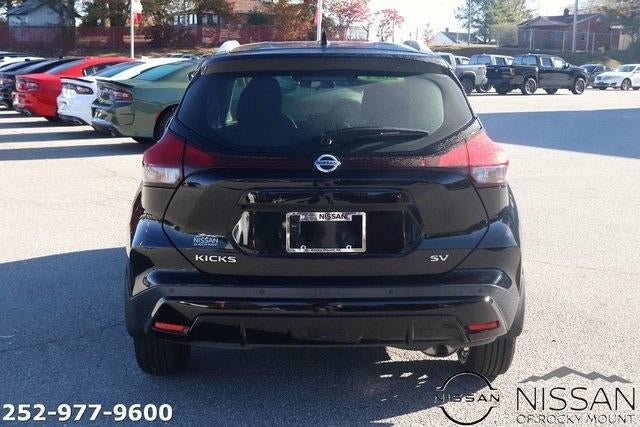 2021 Nissan Kicks SV FWD