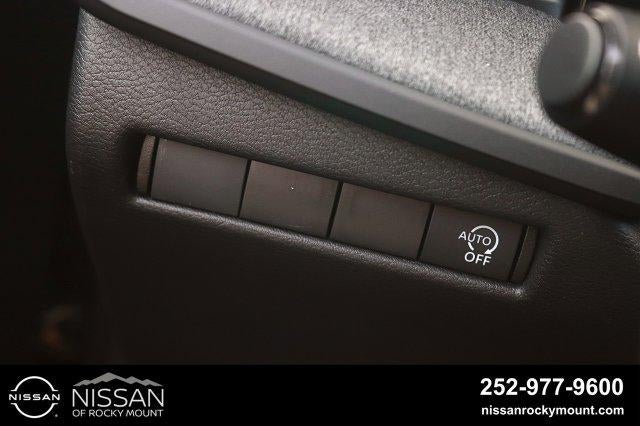 2027 Nissan Kicks S FWD
