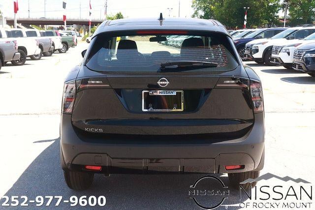 2026 Nissan Kicks S FWD