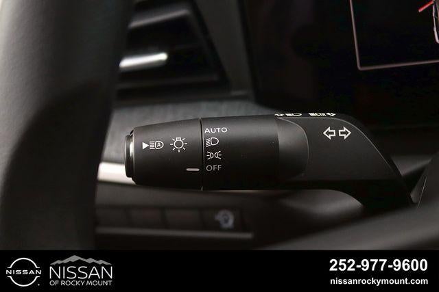 2026 Nissan Kicks S FWD