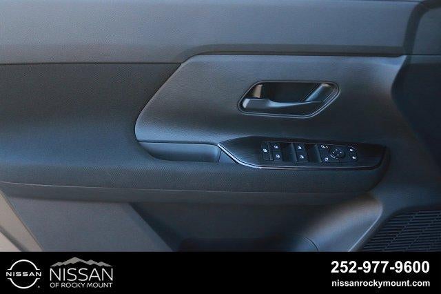 2027 Nissan Kicks S FWD