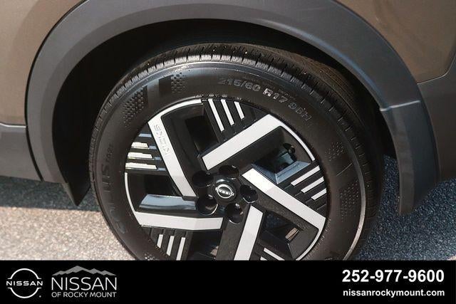 2025 Nissan Kicks SV FWD
