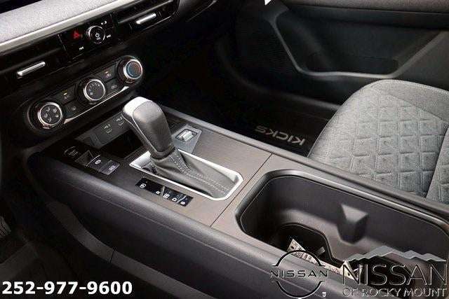 2025 Nissan Kicks SV FWD