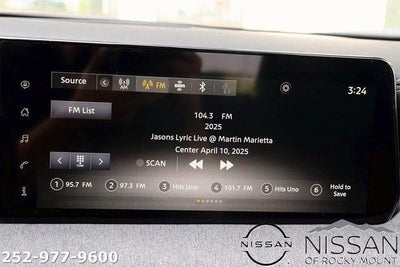 2025 Nissan Kicks SV FWD