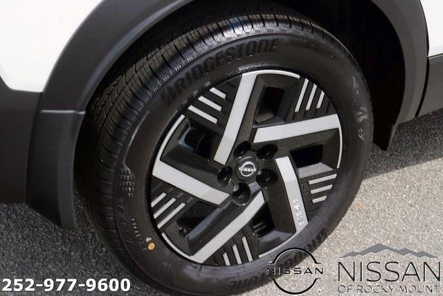 2025 Nissan Kicks SV FWD