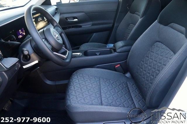 2025 Nissan Kicks SV FWD