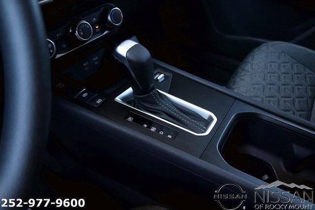 2025 Nissan Kicks SV FWD