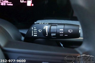 2025 Nissan Kicks SV FWD