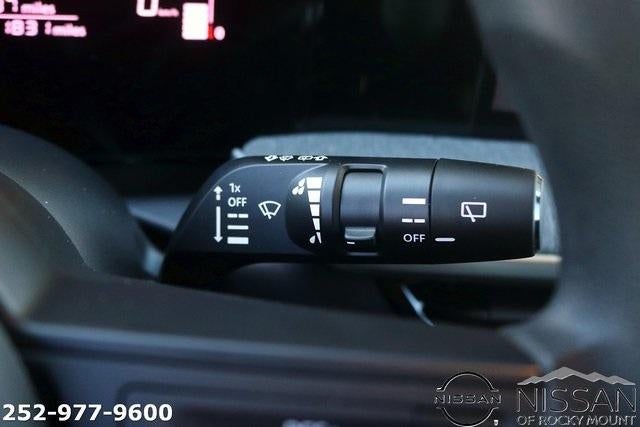 2025 Nissan Kicks SV FWD