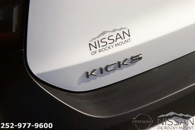 2025 Nissan Kicks SV FWD