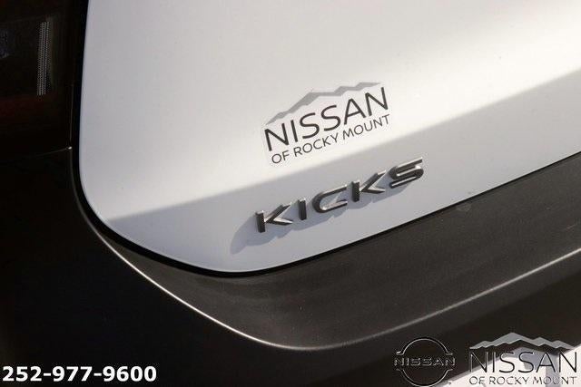 2025 Nissan Kicks SV FWD