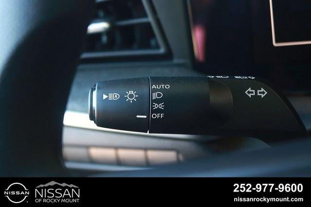 2027 Nissan Kicks SV AWD