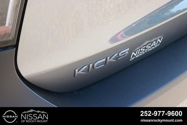 2027 Nissan Kicks SV AWD