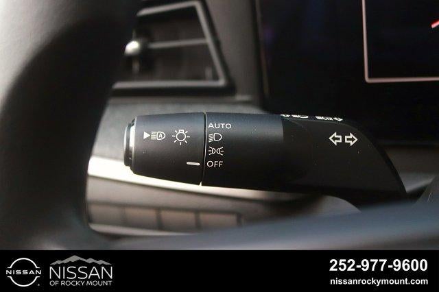 2027 Nissan Kicks SV AWD