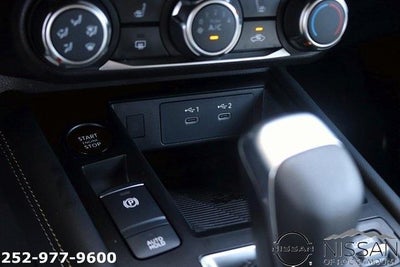 2025 Nissan Kicks SV AWD