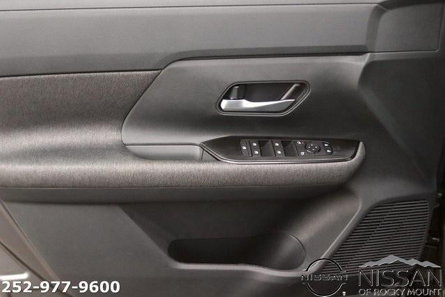 2026 Nissan Kicks SV FWD