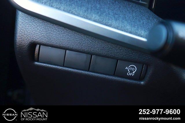 2027 Nissan Kicks SV FWD