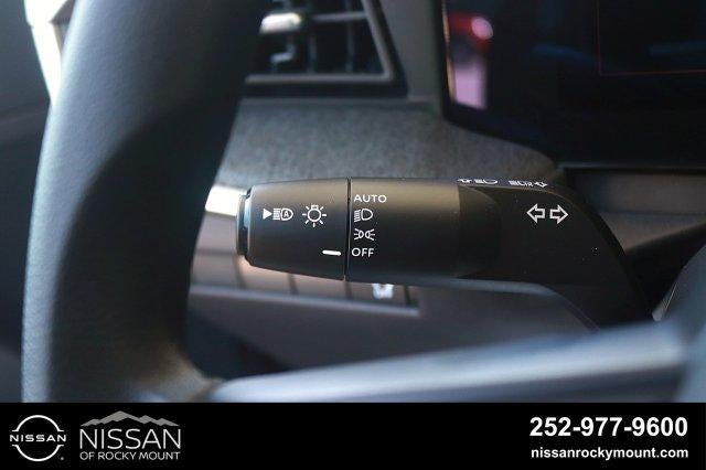 2027 Nissan Kicks SV FWD