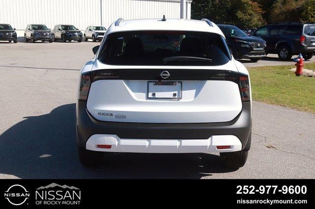 2027 Nissan Kicks SV FWD