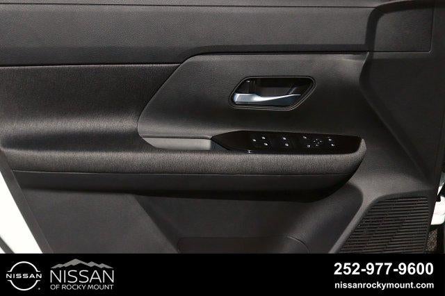 2027 Nissan Kicks SV FWD