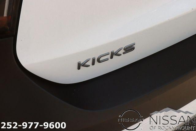 2026 Nissan Kicks SV FWD