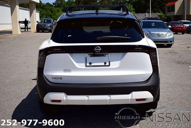 2026 Nissan Kicks SV FWD