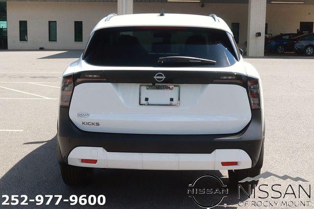 2026 Nissan Kicks SV FWD