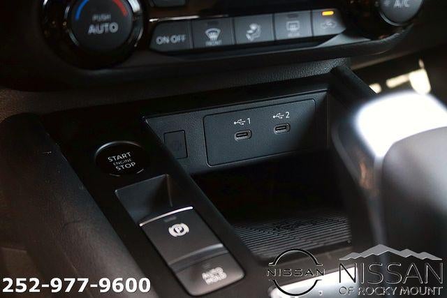 2026 Nissan Kicks SV FWD