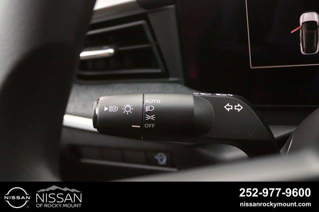 2027 Nissan Kicks SV FWD