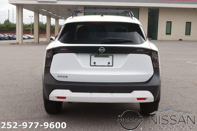 2026 Nissan Kicks SV FWD
