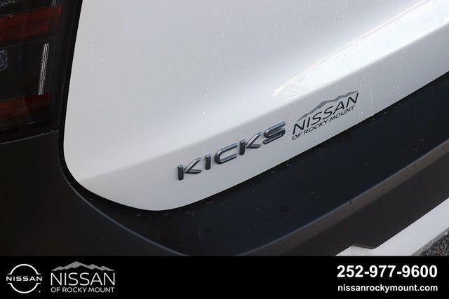 2026 Nissan Kicks SV FWD