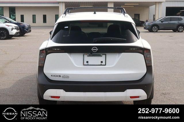 2026 Nissan Kicks SV FWD