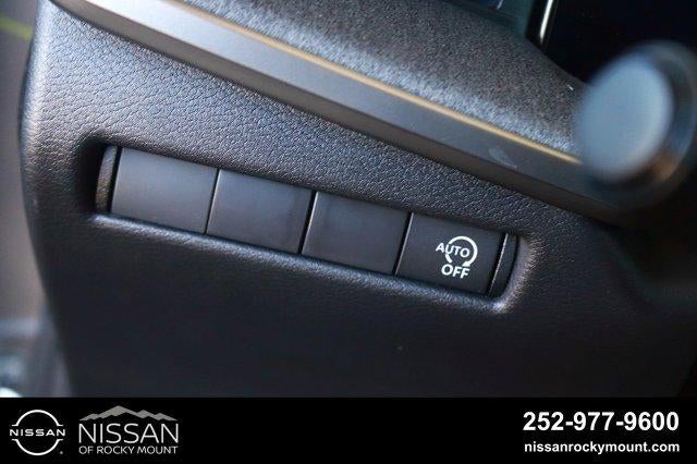 2027 Nissan Kicks SV FWD
