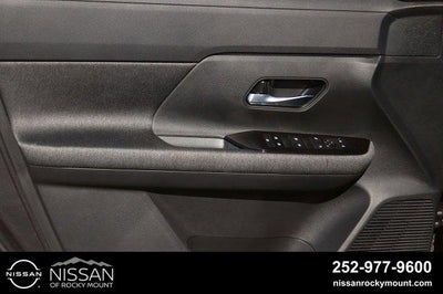 2027 Nissan Kicks SV FWD