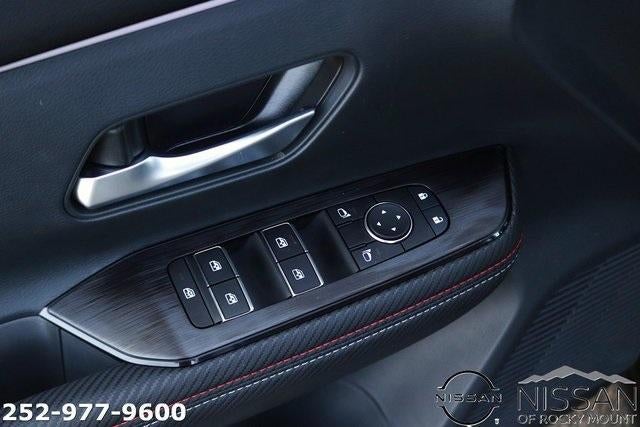 2025 Nissan Kicks SR FWD